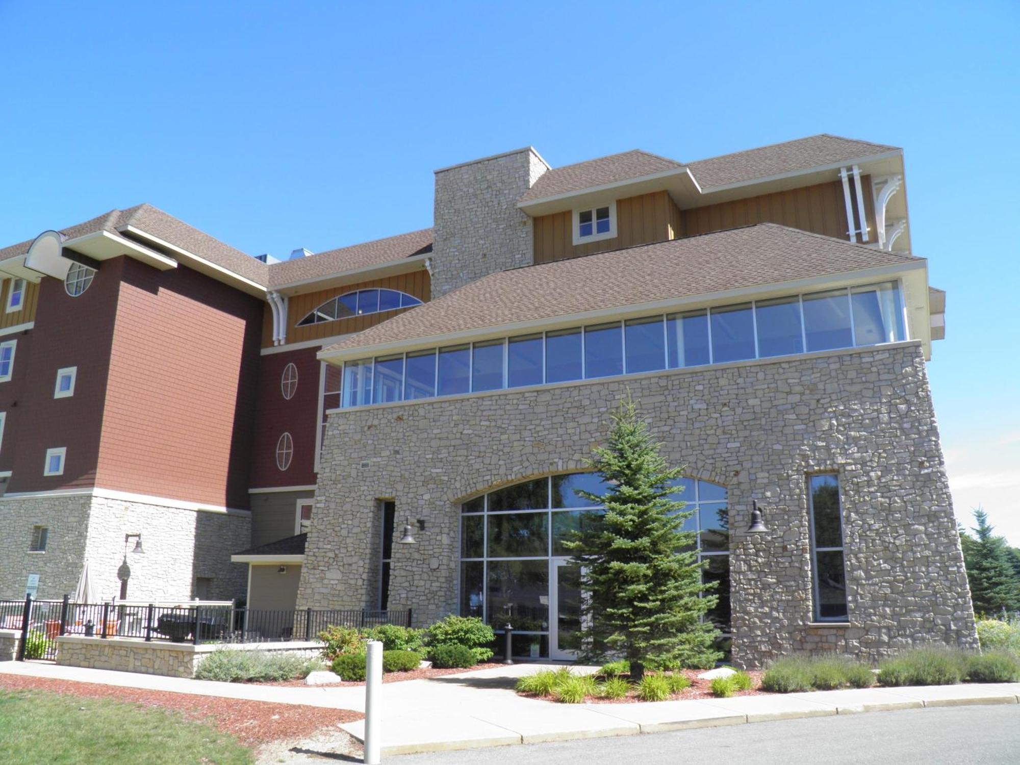Third Floor Suite With Lots Of Amenties Traverse City Exterior photo